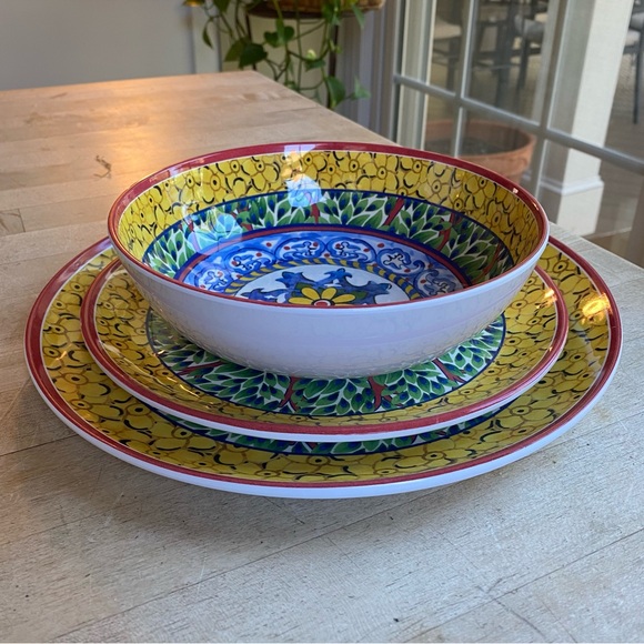 Amazon Basics Melamine Dishes. Placesetting for 4. 12 Pieces Dinner Plate 10.75” - Picture 4 of 6